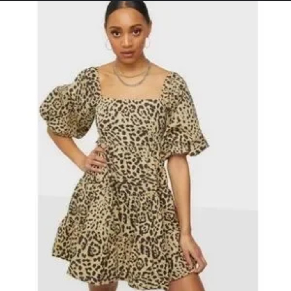 NWT Faithfull the Brand Leopard Print Puff Sleeve Tiered Mini Dress